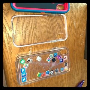 3 iPhone XR phone cases.